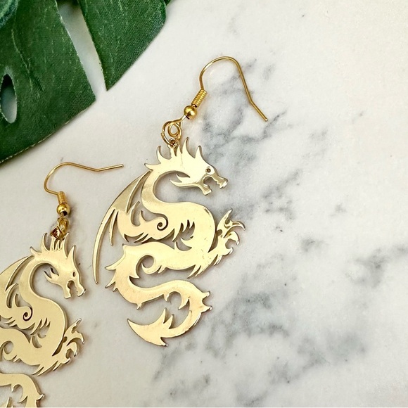 2/$30🌵 Dragon Earrings Gold Asian Bohemian Ethnic Jewelry Mortal Kombat NEW - Picture 6 of 10